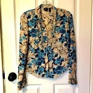 INC Petite long sleeve blouse with floral pattern and ruffles. Vintage Size “2”.